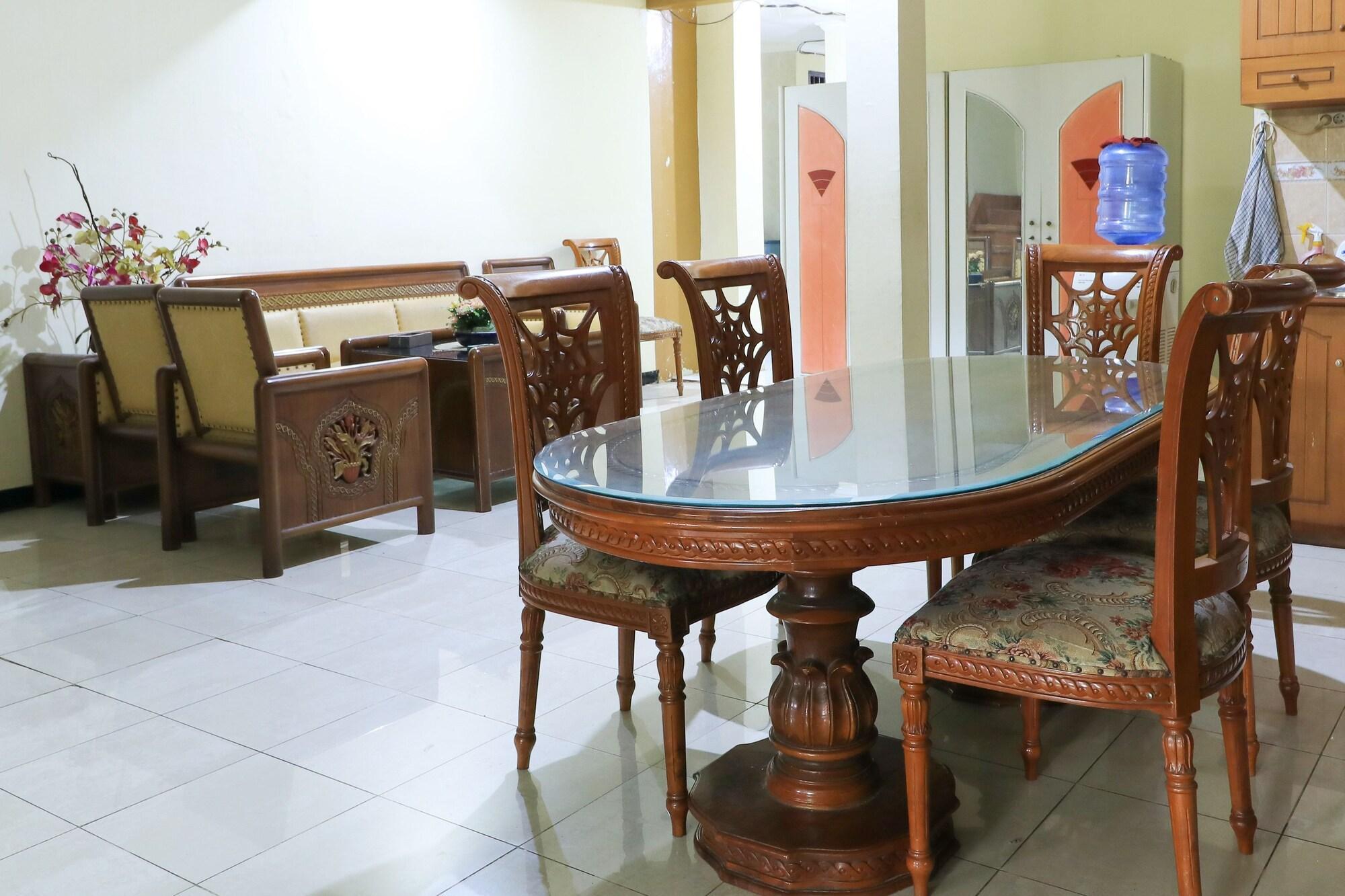 Guest House Samarinda - GuestHouseSamarinda.com Exterior foto